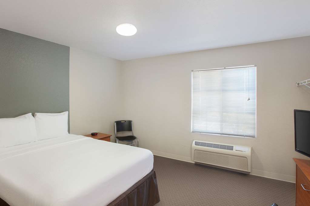 woodspring suites jacksonville beach blvd