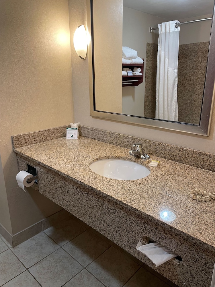 holiday inn express hotel and suites niagara falls by ihg
