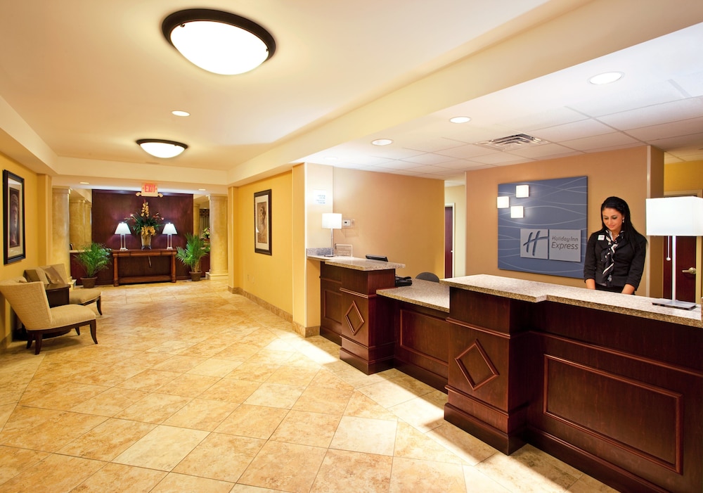 holiday inn express hotel and suites niagara falls by ihg