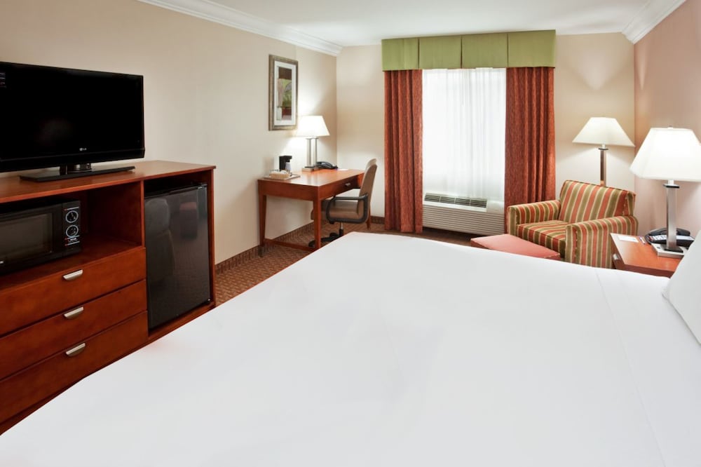 holiday inn express hotel and suites niagara falls by ihg