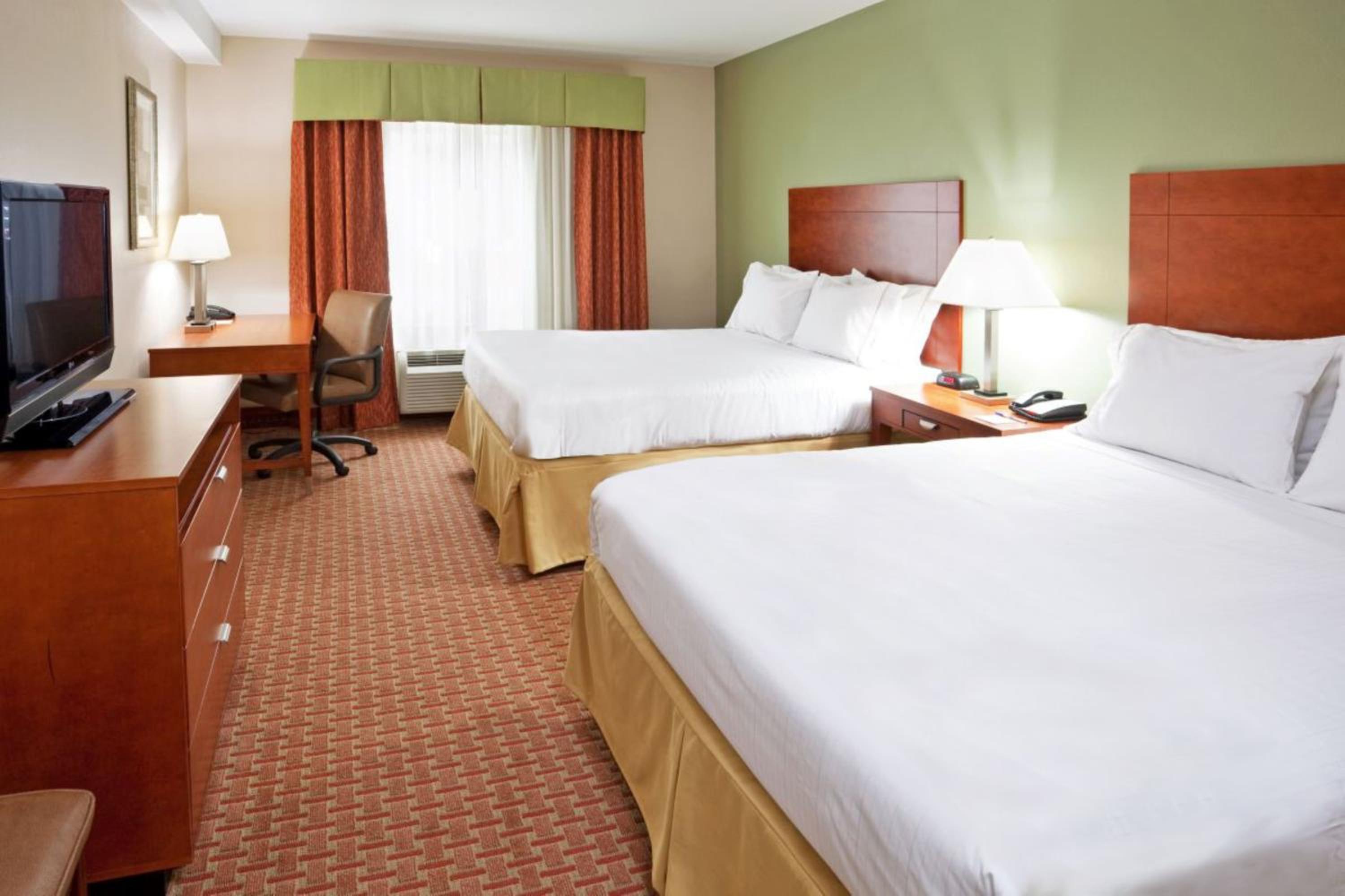 holiday inn express hotel and suites niagara falls by ihg