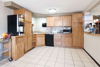 Super 8 By Wyndham Miles City,Miles City>>Custer,2 star