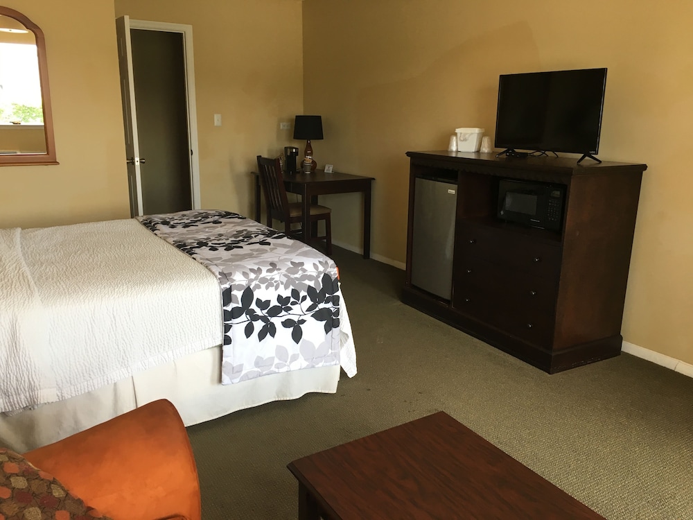 ambassador inn and suites