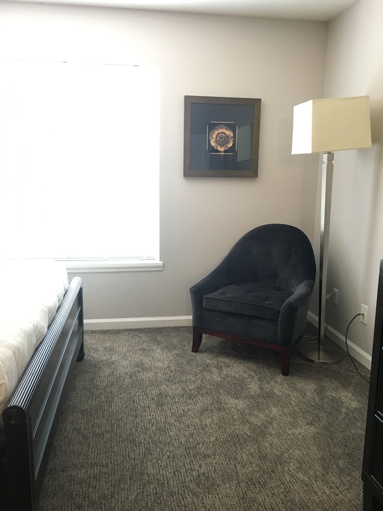 ambassador inn and suites