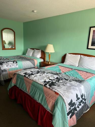 ambassador inn and suites