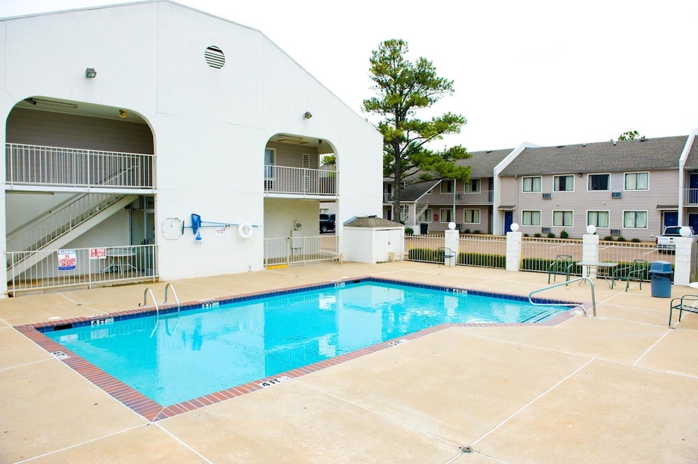 motel 6 millington tn