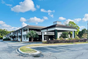 Days Inn By Wyndham Eglin Afb,Fort Walton Beach - Destin>>Fort Walton Beach,3 star
