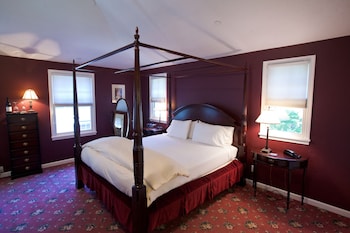 the inn on first