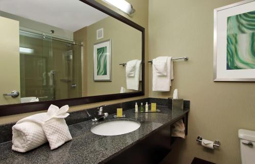 doubletree by hilton hotel newark ohio