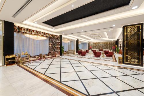 voyage hotel and suites