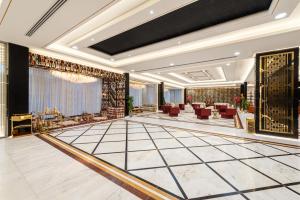 voyage hotel and suites