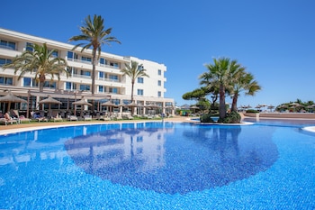 grupotel natura playa