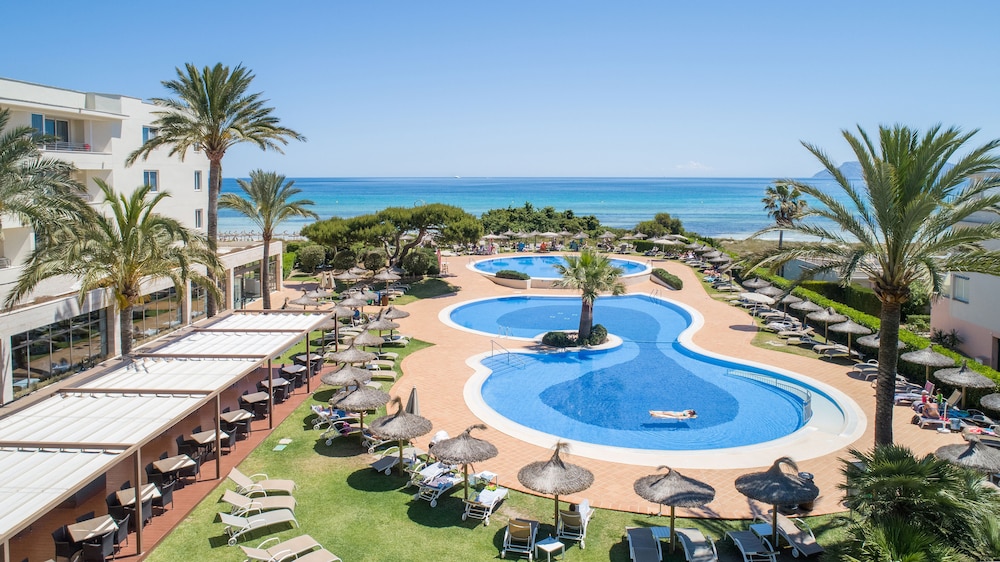 grupotel natura playa