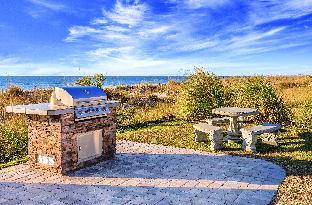 towers on the grove resort by resortshare