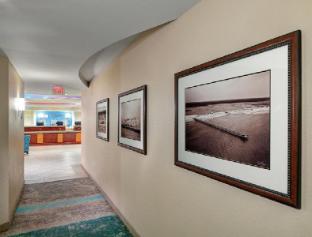 towers on the grove resort by resortshare