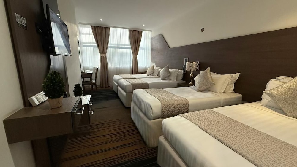 lamar ajyad first hotel tower a