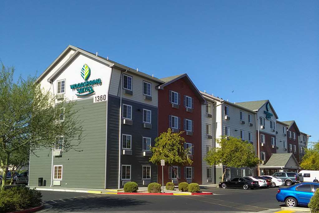 extended stay america select suites phoenix west