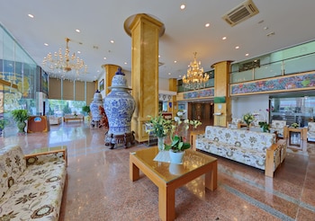 hoang son peace hotel