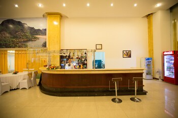 hoang son peace hotel