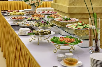 hoang son peace hotel