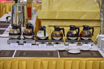 hoang son peace hotel