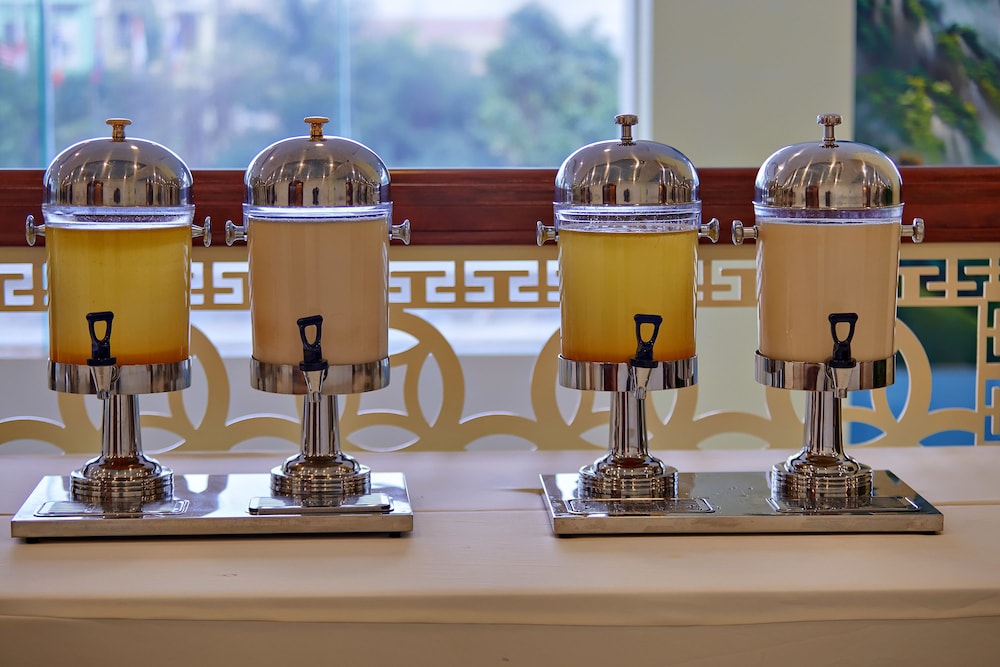 hoang son peace hotel