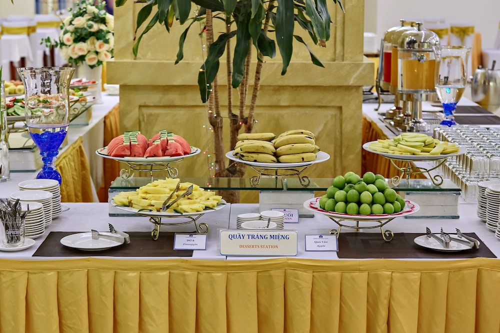 hoang son peace hotel