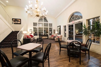 super 8 by wyndham richmond