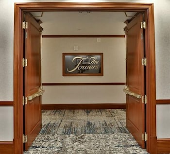 The Towers At Kahler Grand Hotel,Rochester>>Olmsted County,4 star