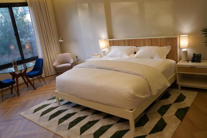 pilo serviced apartment