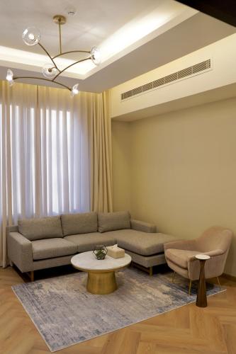 pilo serviced apartment