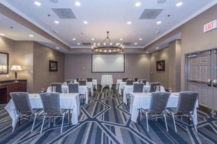 doubletree by hilton north charleston convention center