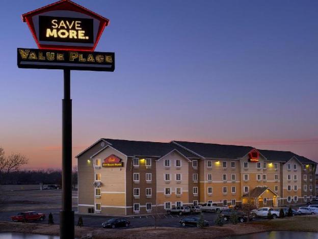 extended stay america select suites wichita airport