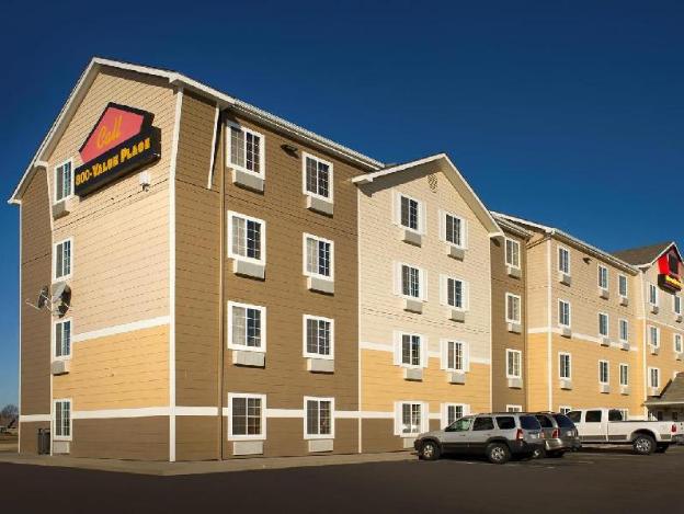 extended stay america select suites wichita airport