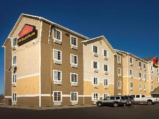 extended stay america select suites wichita airport
