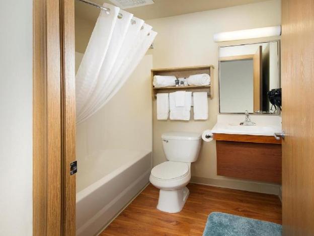 extended stay america select suites wichita airport