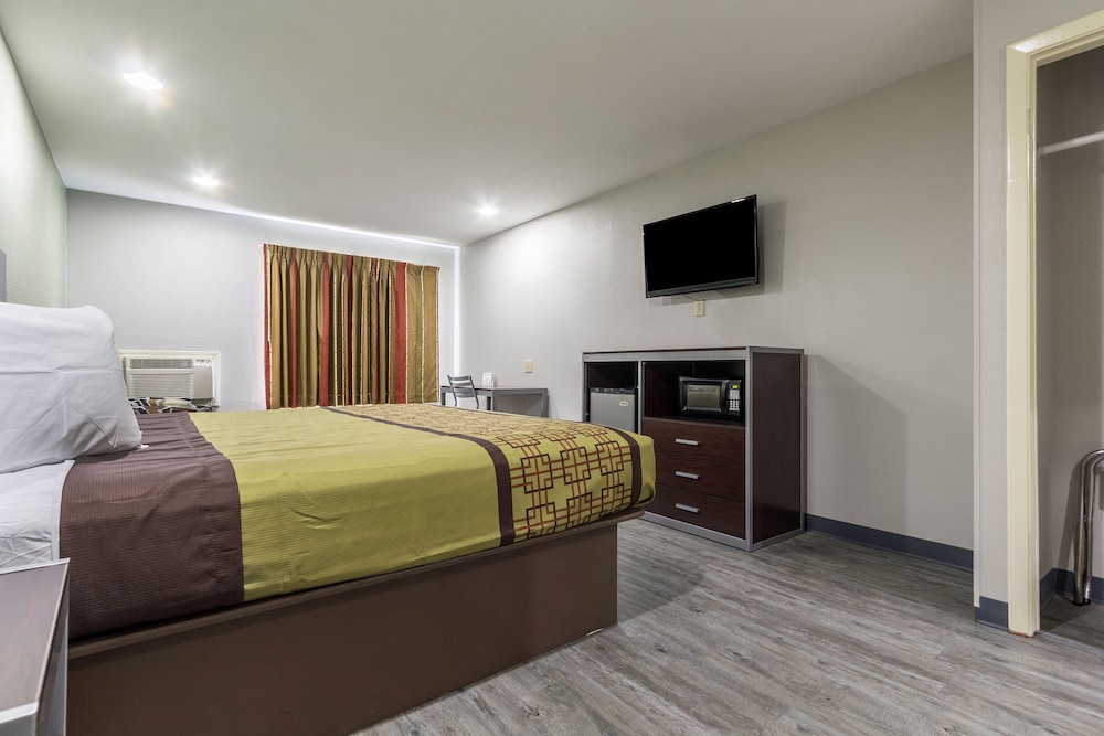 scottish inn and suites