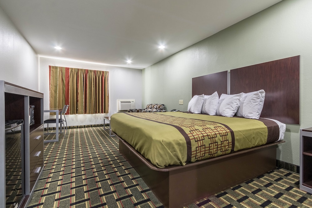 scottish inn and suites