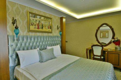Bon Hotel Hagia Sophia,,4 star