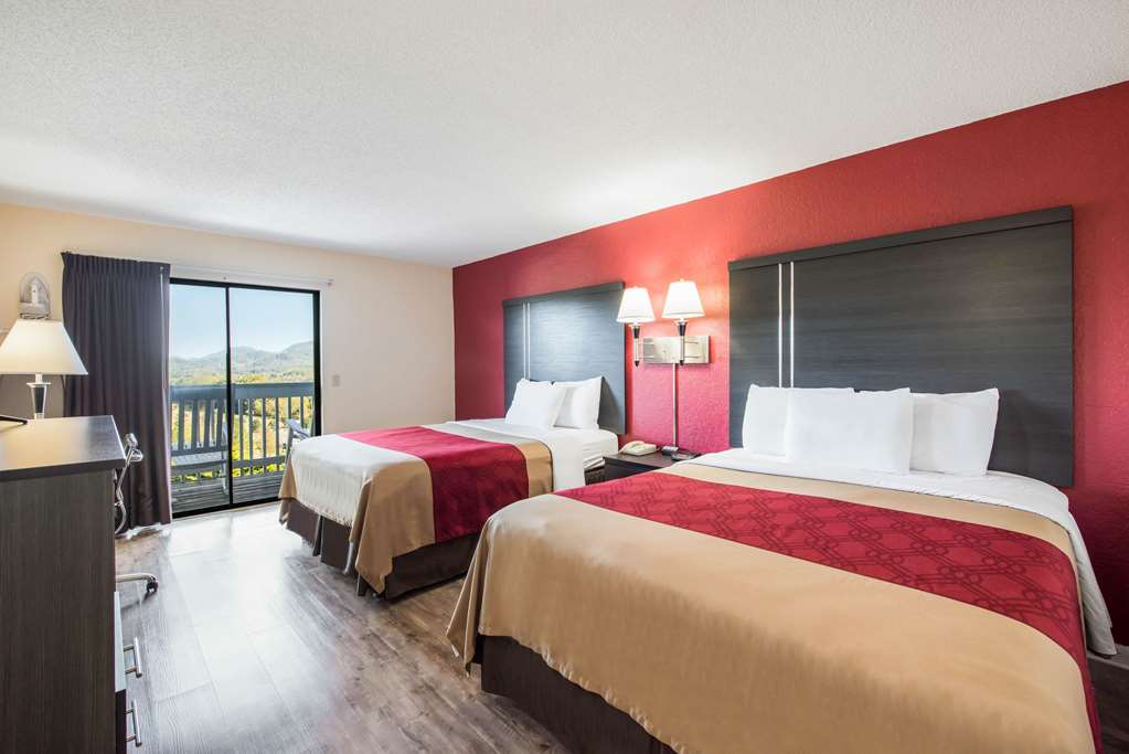 econo lodge waynesville