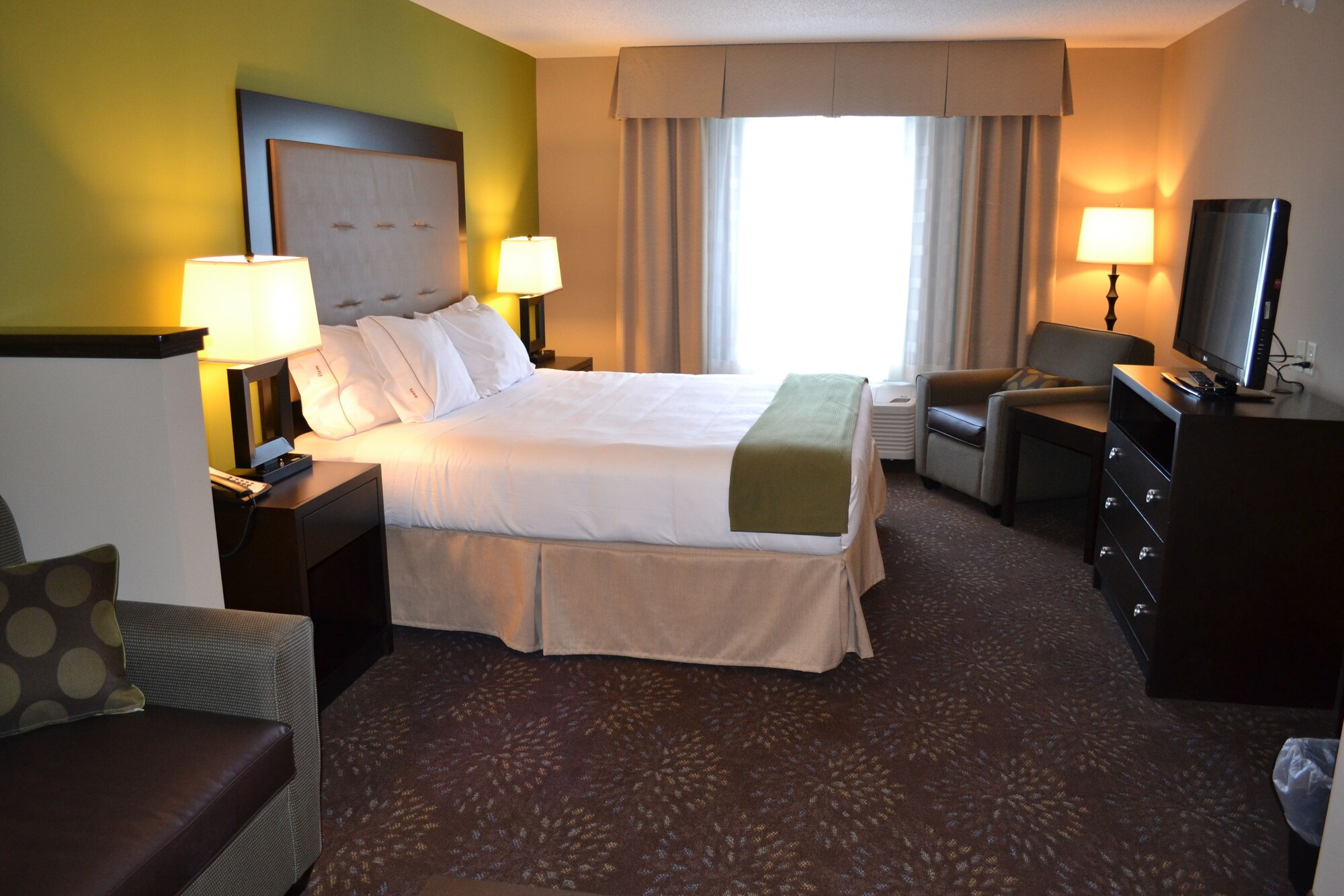 holiday inn express hotel and suites northwood by ihg