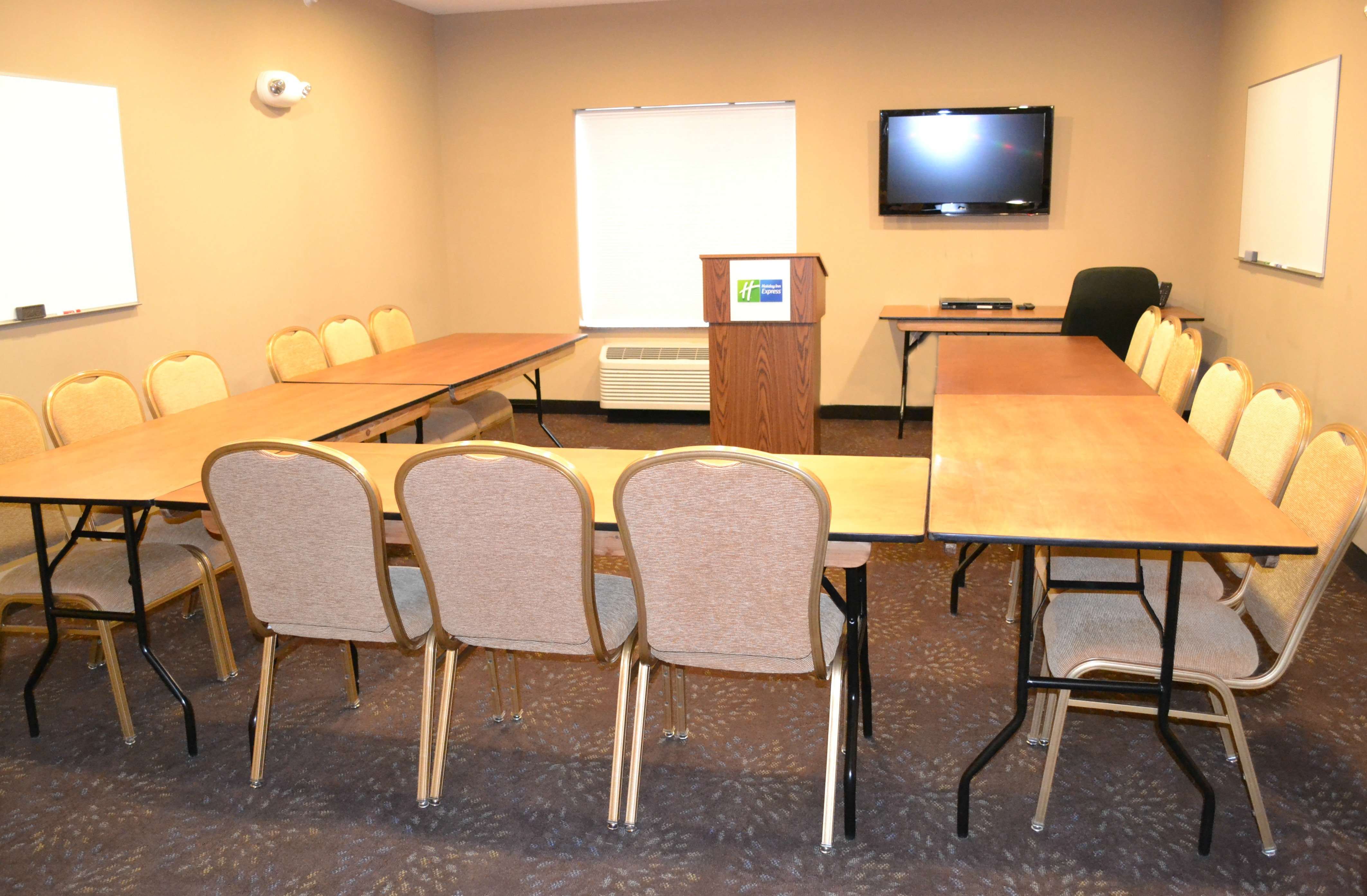holiday inn express hotel and suites northwood by ihg