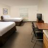 Extended Stay America Select Suites - Wichita - North,Park City>>Eastborough,3 star