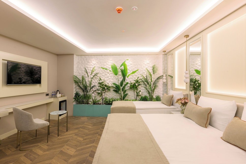 great fortune concept hotel