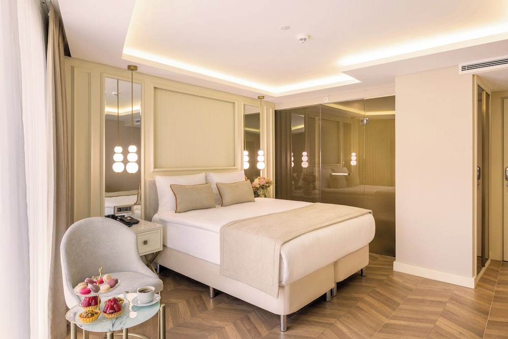 great fortune concept hotel