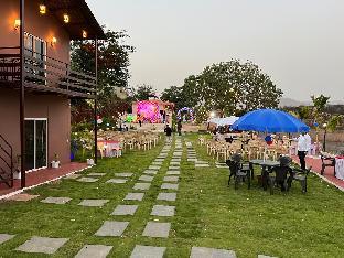 aandra lakestay resort campzone