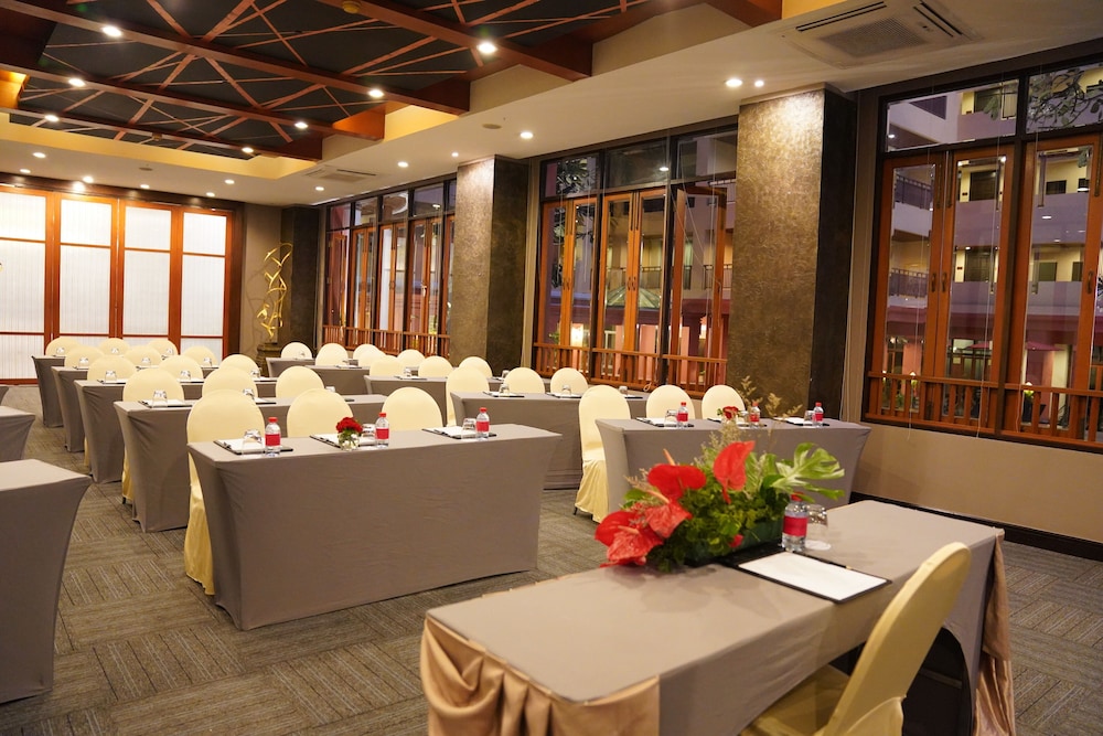 chateau en ville pattaya