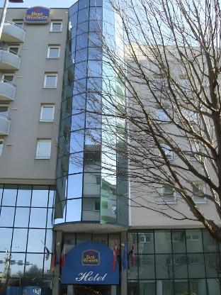 moxy annecy