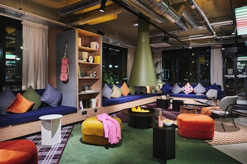Moxy Annecy,,3 star
