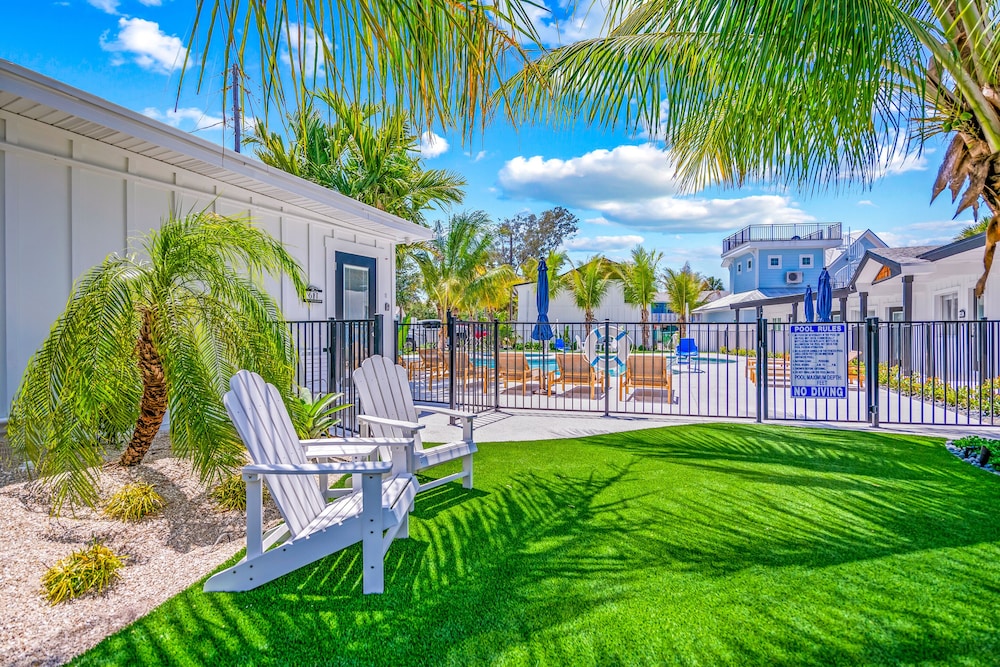 pelican post at anna maria island inn